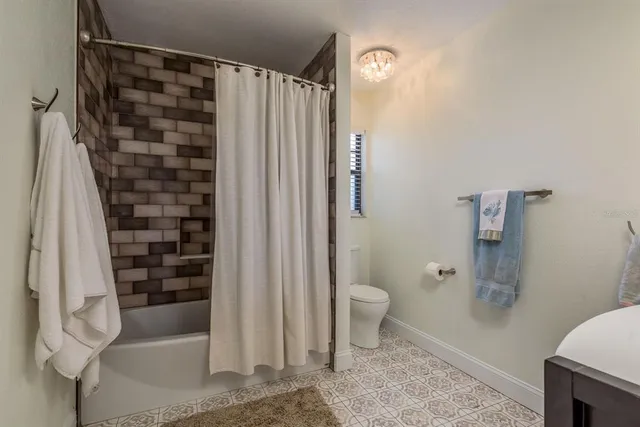 $925,000 | 758 Claudia Lane, Palm Harbor, FL 34683