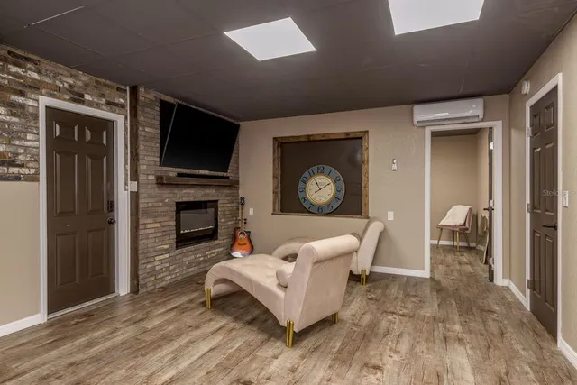 $925,000 | 758 Claudia Lane, Palm Harbor, FL 34683