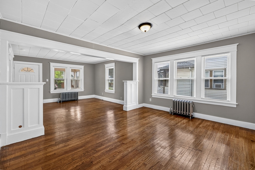 98-100 Draper Street Springfield, MA 01108 - Photo 5 of 25 Gallery Image 5