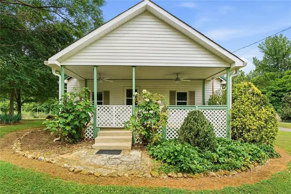 $269,900 | 181 Cedar Creek Road, Cartersville, GA 30121