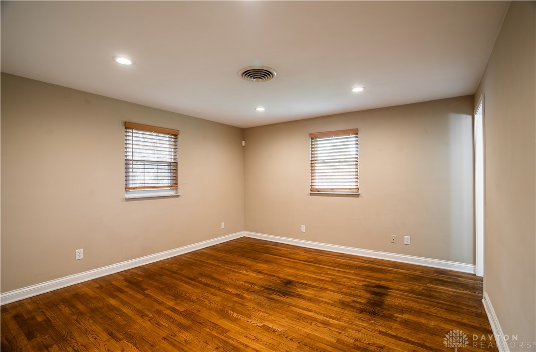 5149 Marshall Road Dayton, OH 45429 - Photo 15 of 35 Gallery Image 15