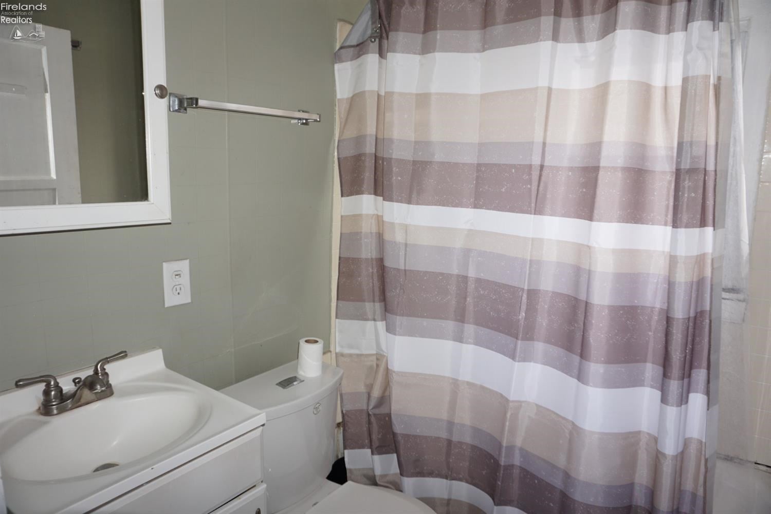1908 West Bogart Road Sandusky, OH 44870 - Photo 16 of 18 Gallery Image 16