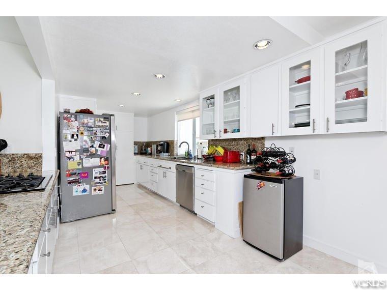 1040 Mandalay Beach Road Oxnard, CA 93035 - Photo 11 of 29 Additional Photo