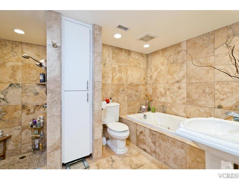 1040 Mandalay Beach Road Oxnard, CA 93035 - Photo 16 of 29 Additional Photo
