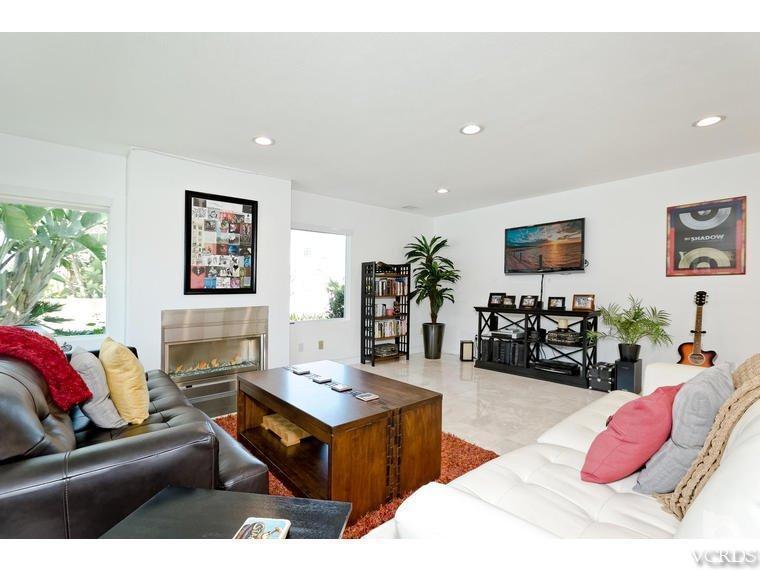 1040 Mandalay Beach Road Oxnard, CA 93035 - Photo 6 of 29 Additional Photo