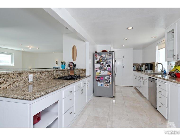 1040 Mandalay Beach Road Oxnard, CA 93035 - Photo 10 of 29 Additional Photo