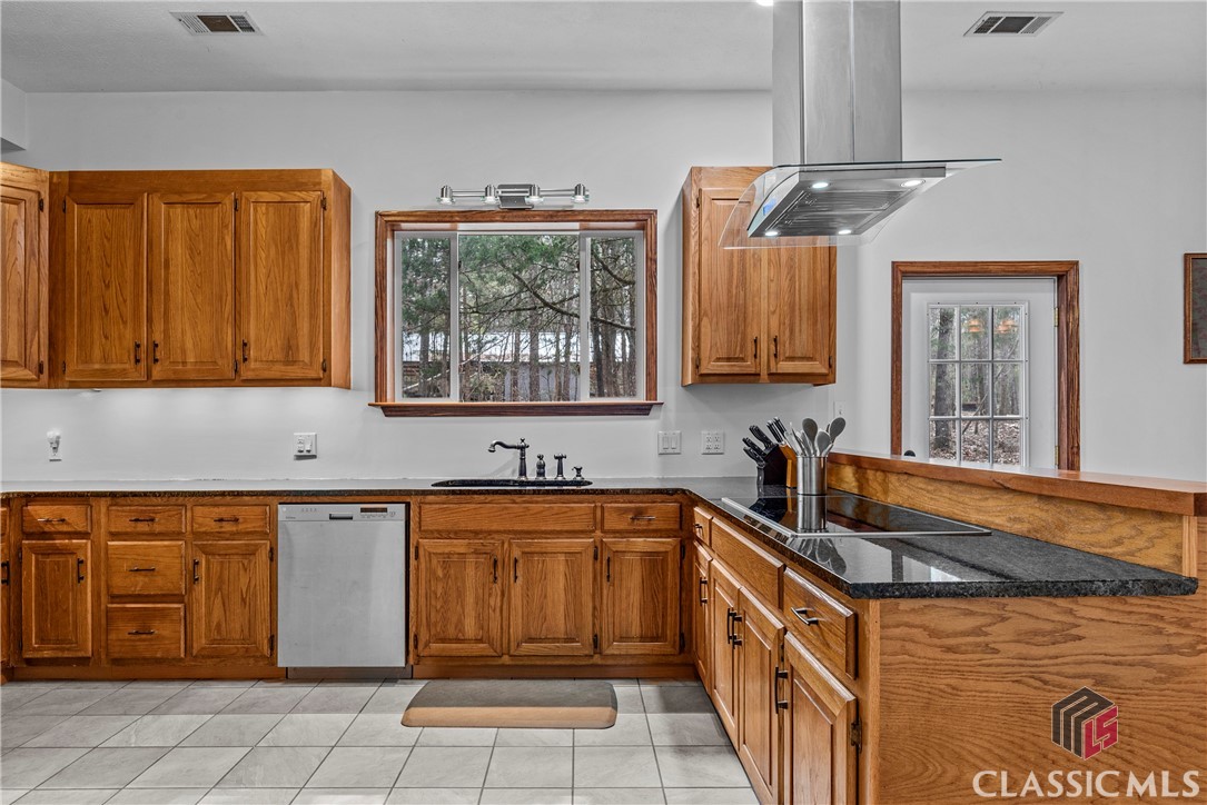 999 Crooked Creek Road Athens, GA 30607 - Photo 8 of 22