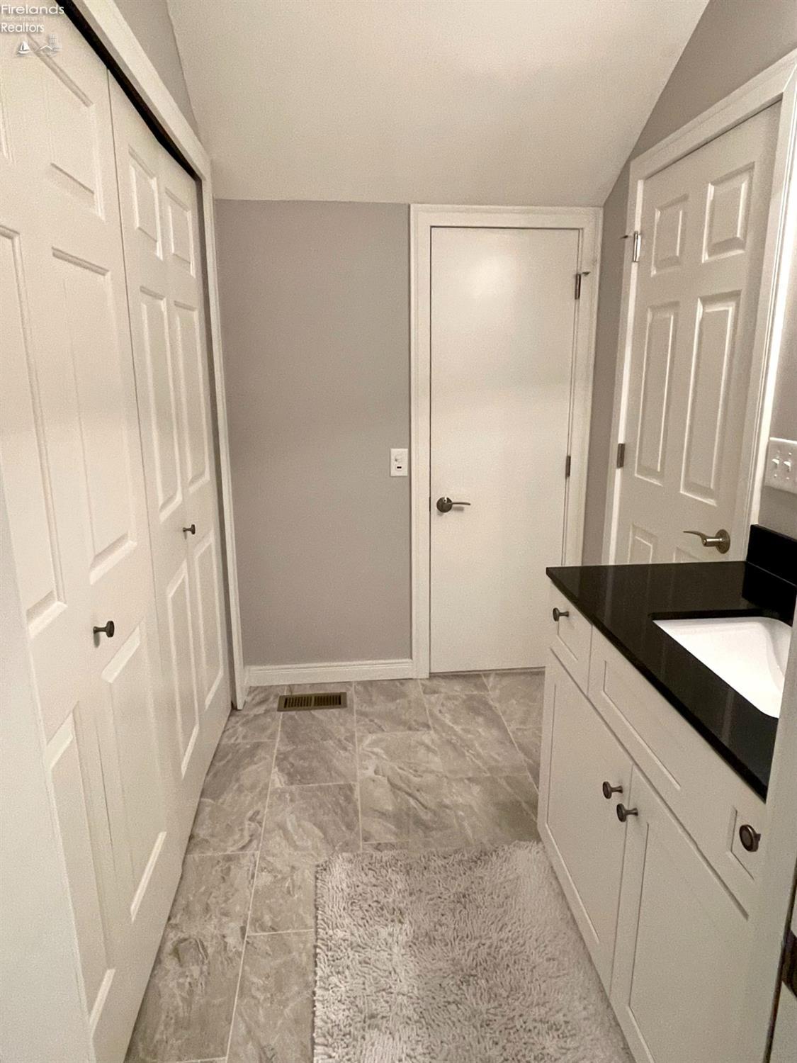 1516 Cleveland Road East, Unit 2 Huron, OH 44839 - Photo 30 of 53 Gallery Image 30