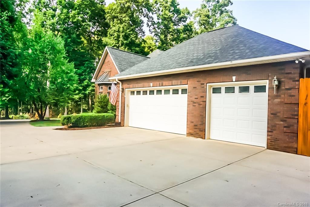 8184 Windsong Road Denver, NC 28037 - Photo 12 of 24 Gallery Image 12