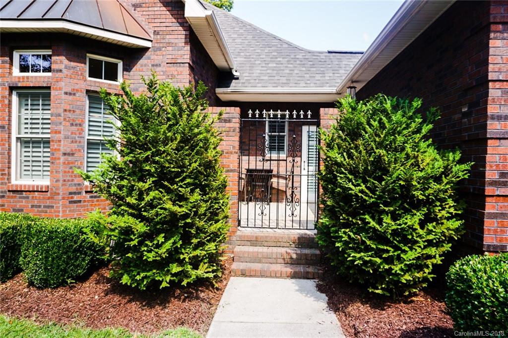 8184 Windsong Road Denver, NC 28037 - Photo 14 of 24 Gallery Image 14