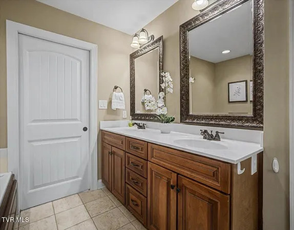 $385,000 | 34 Bridgewater Court, Gray, TN 37615