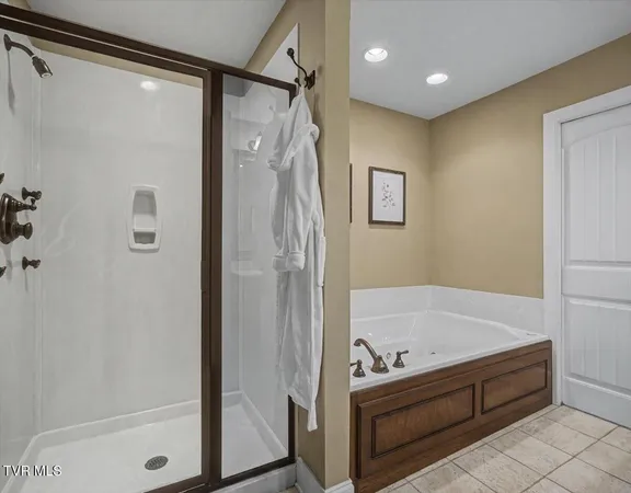 $385,000 | 34 Bridgewater Court, Gray, TN 37615