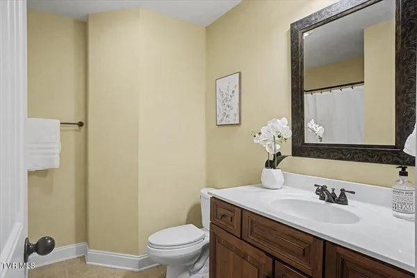 $385,000 | 34 Bridgewater Court, Gray, TN 37615