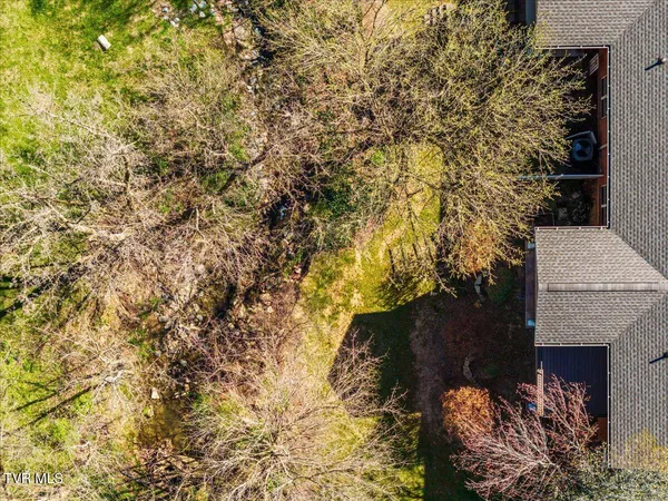 $385,000 | 34 Bridgewater Court, Gray, TN 37615