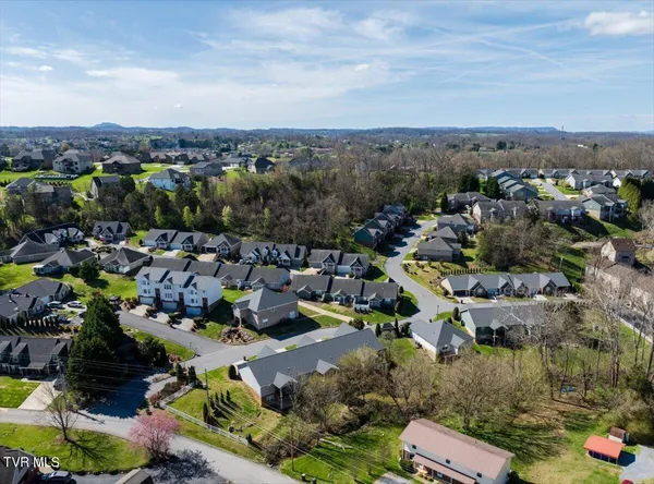 $385,000 | 34 Bridgewater Court, Gray, TN 37615