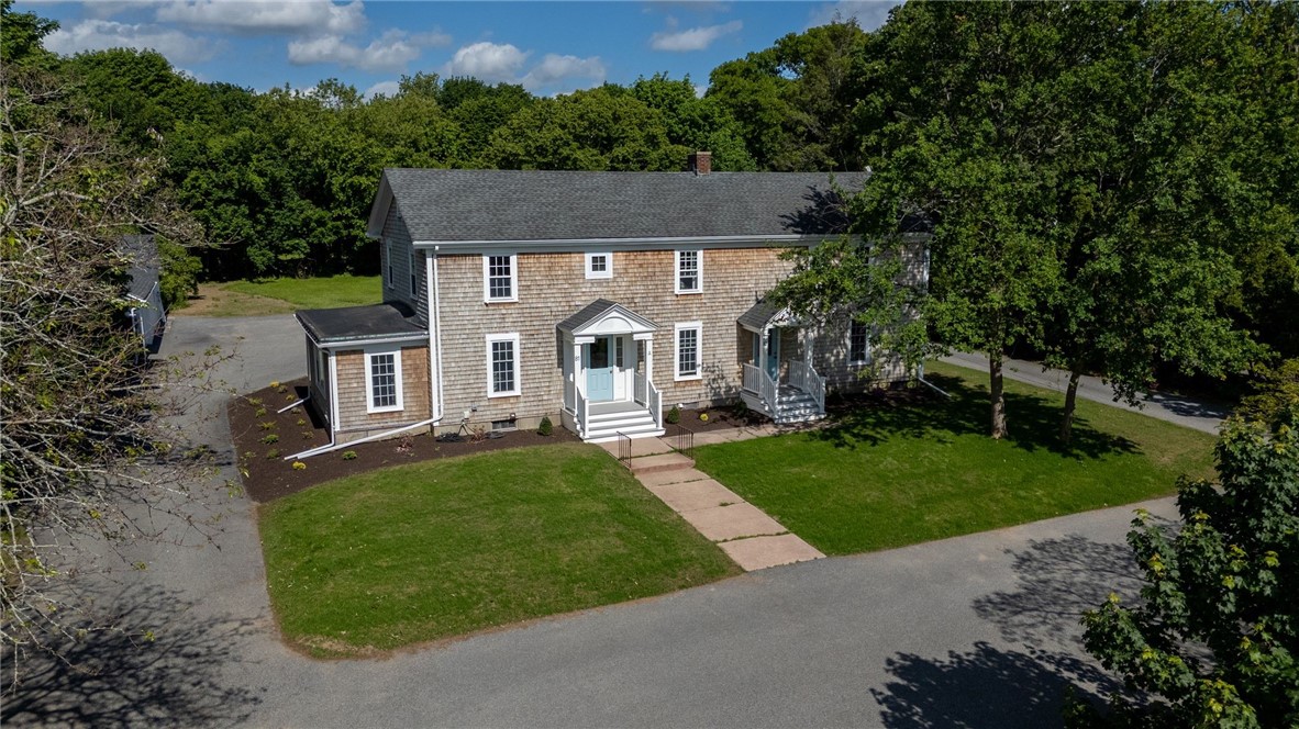 81 Bristol Ferry Road Portsmouth, RI 02871 - Photo 4 of 49