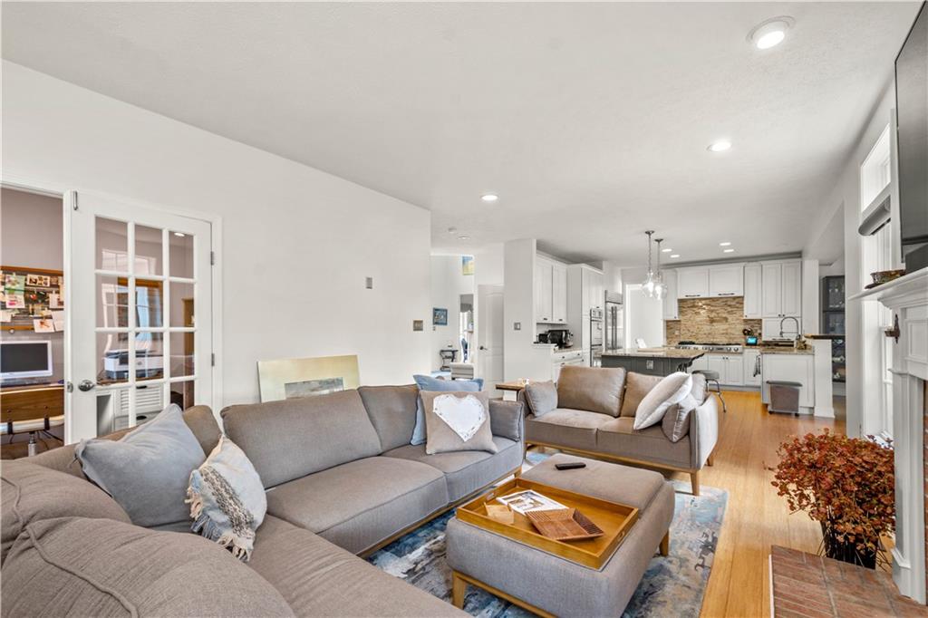 105 Maple Drive Elizabeth, PA 15037 - Photo 11 of 25