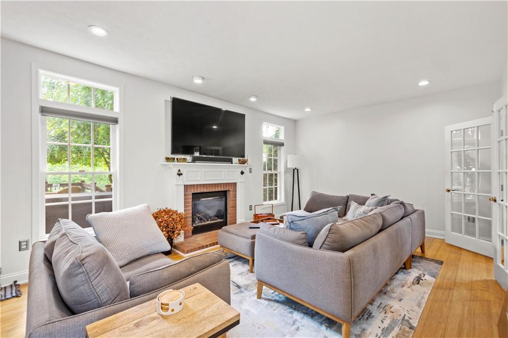 105 Maple Drive Elizabeth, PA 15037 - Photo 12 of 25