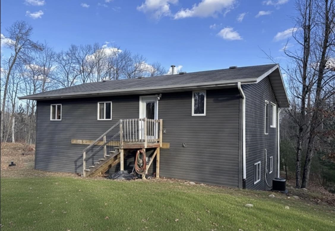 16611 North Maiden Lake Road Mountain, WI 54149 - Photo 4 of 11