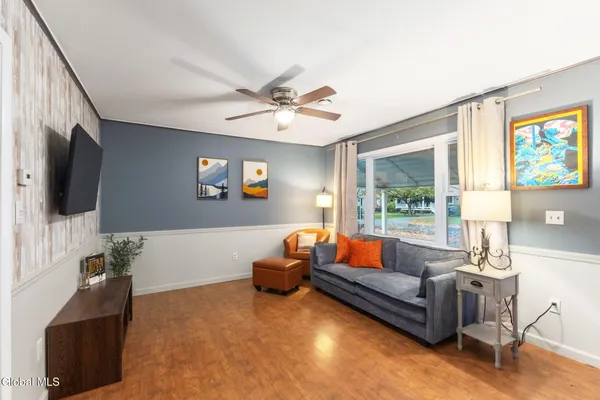 $15,000 | 56 B Monroe Street, Saratoga Springs, NY 12866