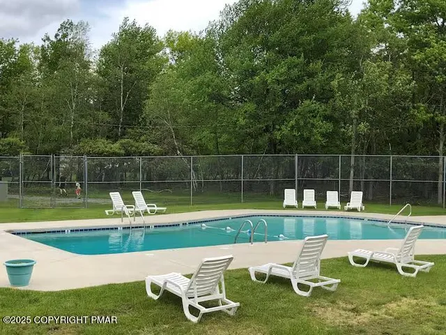 $550,000 | 147 Dogwood Terrace, Albrightsville, PA 18210