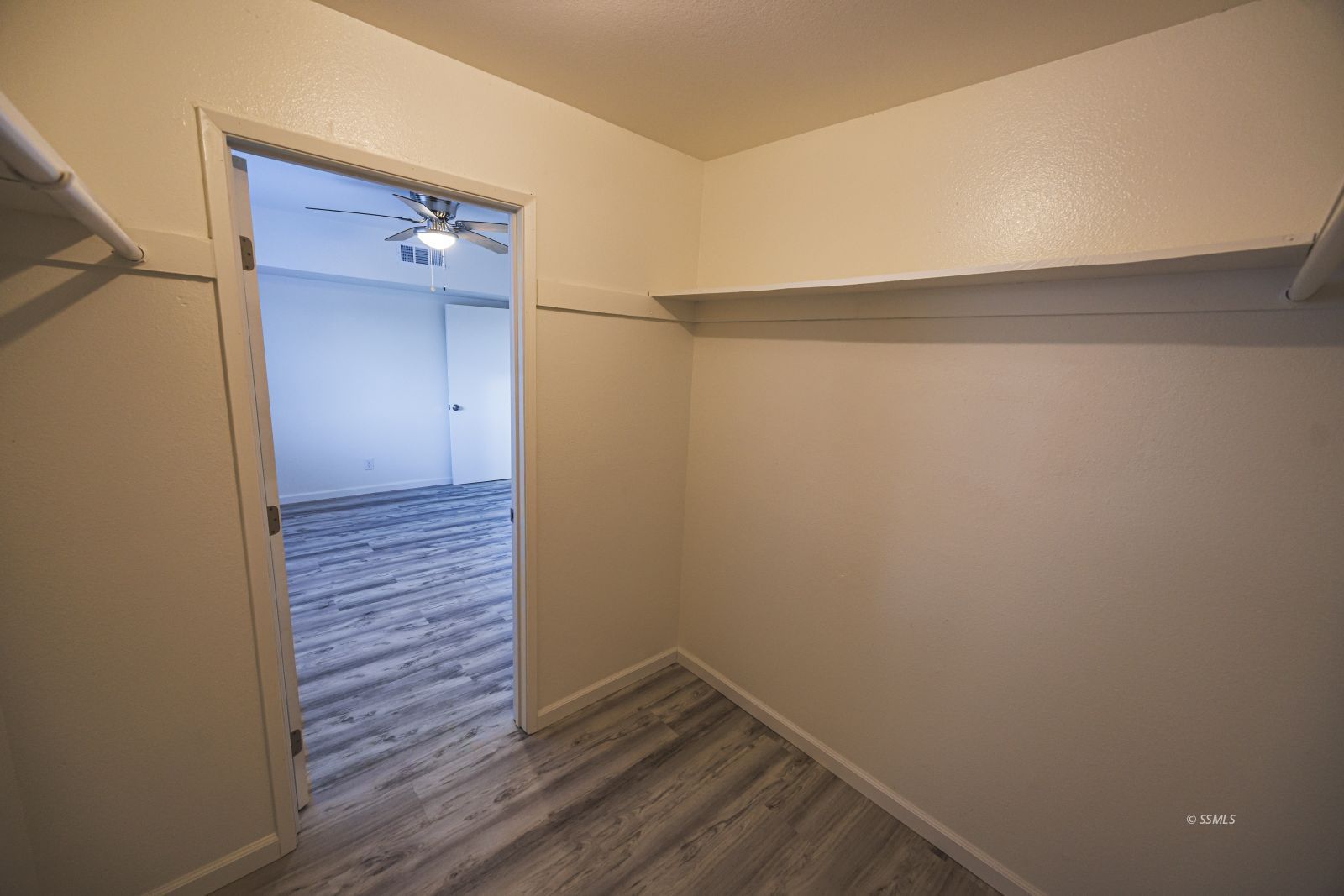1213 Primrose Street Ridgecrest, CA 93555 - Photo 17 of 37 a view of small space
