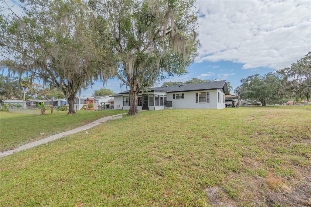 2082 Shady Lane Geneva, FL 32732 - Photo 12 of 66