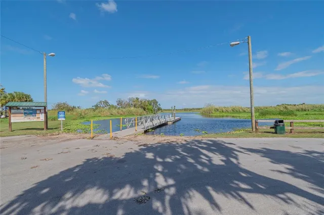 $474,900 | 2082 Shady Lane, Geneva, FL 32732