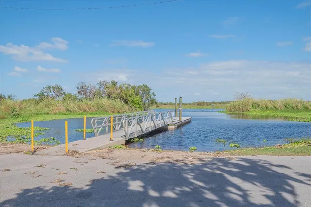 $474,900 | 2082 Shady Lane, Geneva, FL 32732