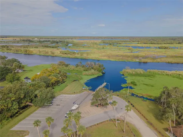 $474,900 | 2082 Shady Lane, Geneva, FL 32732