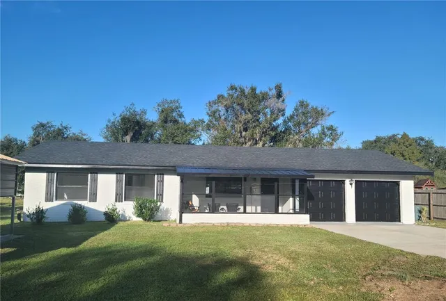 $474,900 | 2082 Shady Lane, Geneva, FL 32732