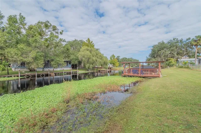 $474,900 | 2082 Shady Lane, Geneva, FL 32732