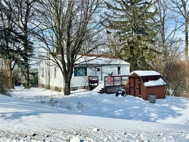 $149,900 | 701 Chicora Road, Chicora, PA 16025