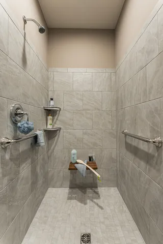 $1,680 | 102 Cobblestone Court, Unit 102, Genoa, IL 60135