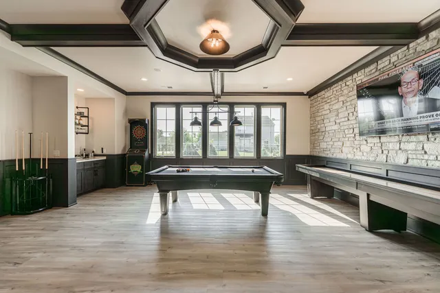 $1,680 | 102 Cobblestone Court, Unit 102, Genoa, IL 60135