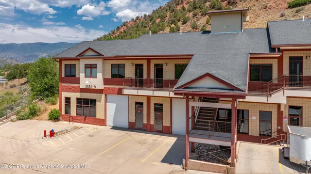 $640,000 | 2550 Highway 82, Unit D204, Glenwood Springs, CO 81601