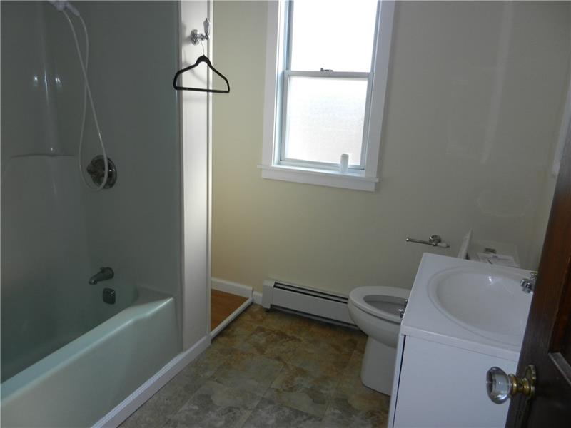 149 Siebert Road Pittsburgh, PA 15237 - Photo 12 of 19 Gallery Image 12