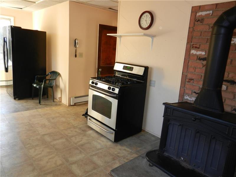 149 Siebert Road Pittsburgh, PA 15237 - Photo 9 of 19 Gallery Image 9
