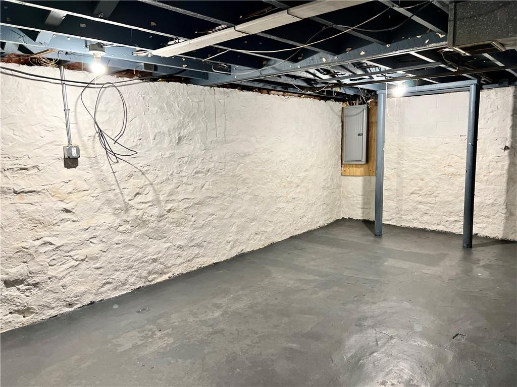 3738 Ellwood Road New Castle, PA 16101 - Photo 19 of 27 a view of an empty room
