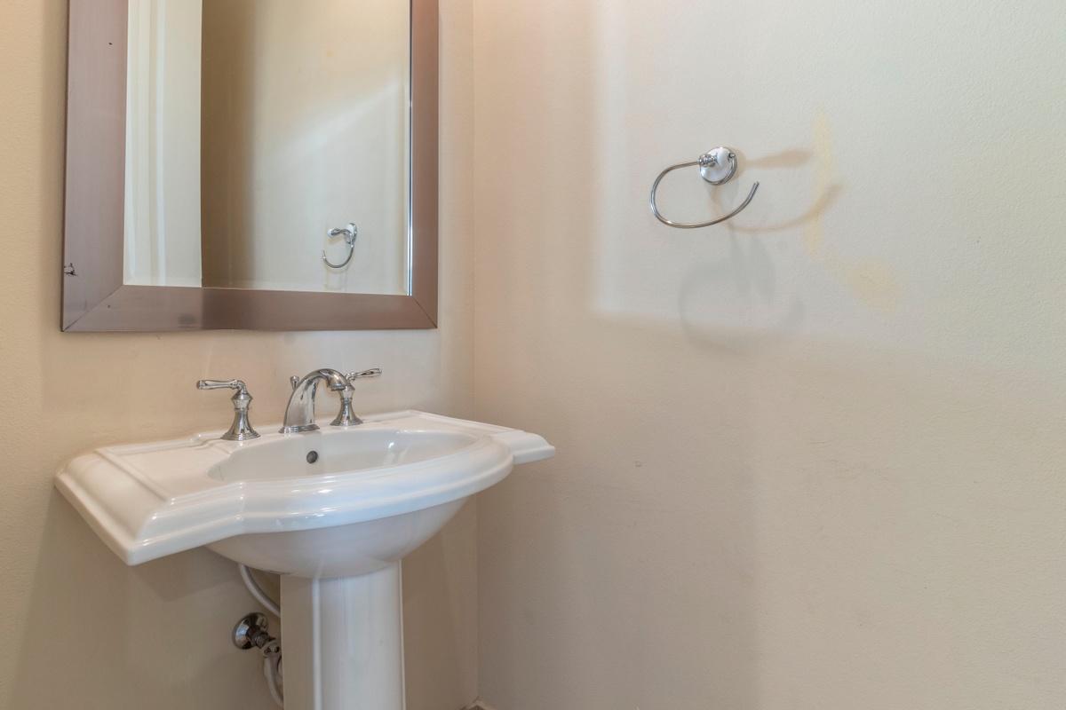 58 Via Floresta Drive Boca Raton, FL 33487 - Photo 10 of 25 2nd level half BA