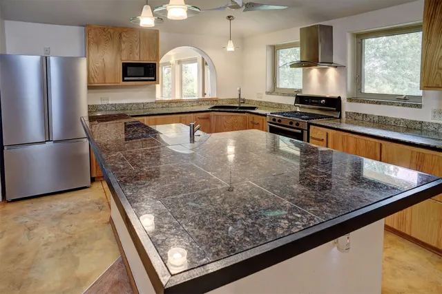 $475,000 | 123 Konahuanui Lane, Bastrop, TX 78602