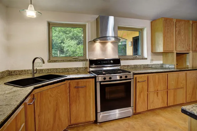 $475,000 | 123 Konahuanui Lane, Bastrop, TX 78602