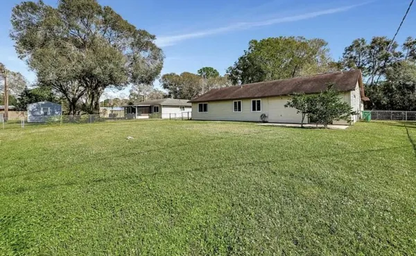 $2,450 | 2807 South 27th Street, Fort Pierce, FL 34981