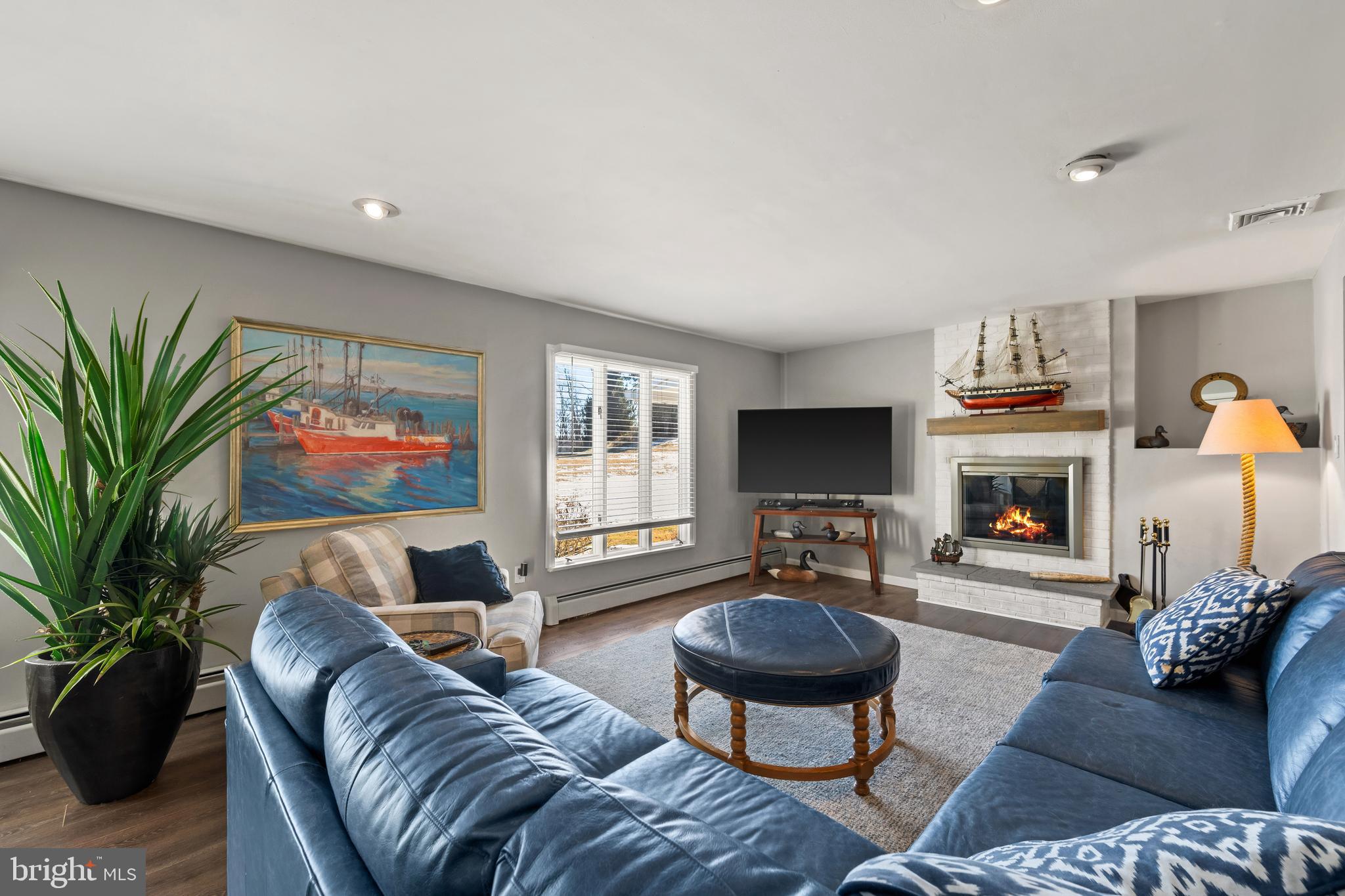 11308 Old Carriage Road Glen Arm, MD 21057 - Photo 16 of 52 Family Room