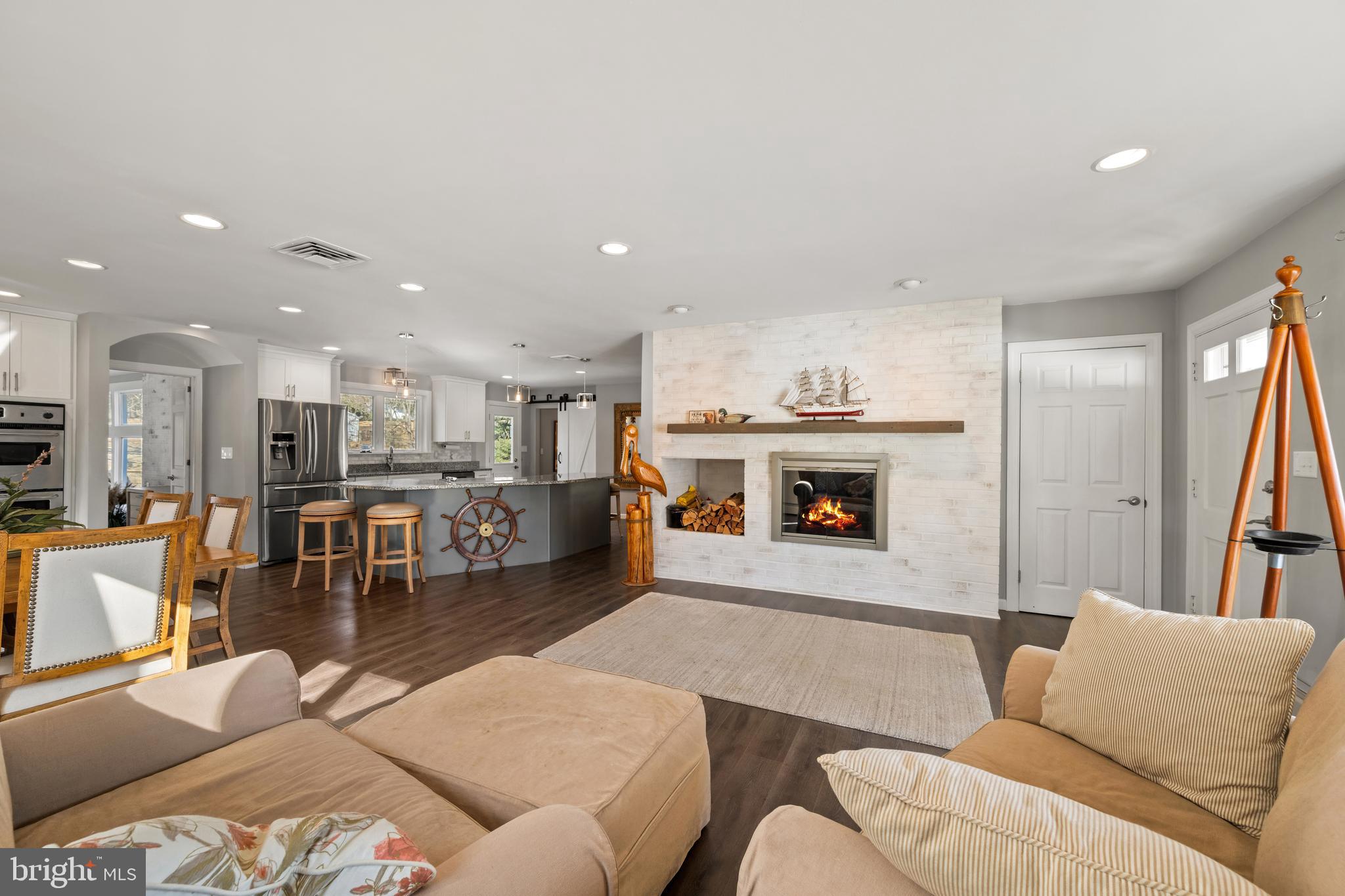11308 Old Carriage Road Glen Arm, MD 21057 - Photo 8 of 52 Living Room