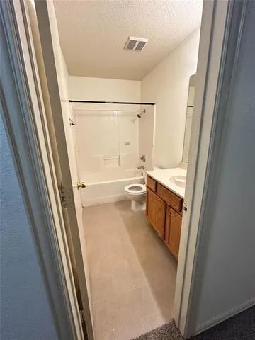 $1,895 | 713 Kingston Drive, Grand Prairie, TX 75051