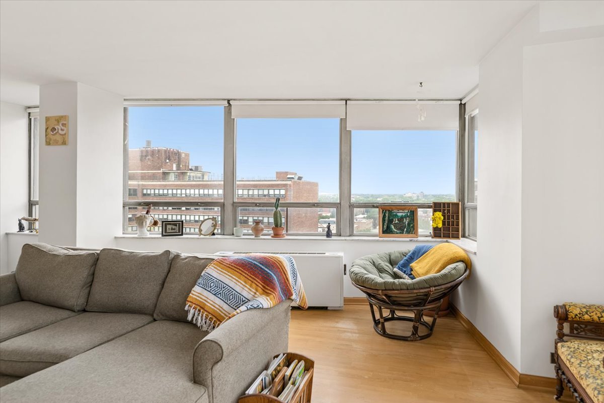 5701 North Sheridan Road, Unit 12B Chicago, IL 60660 - Photo 5 of 14 Gallery Image 5