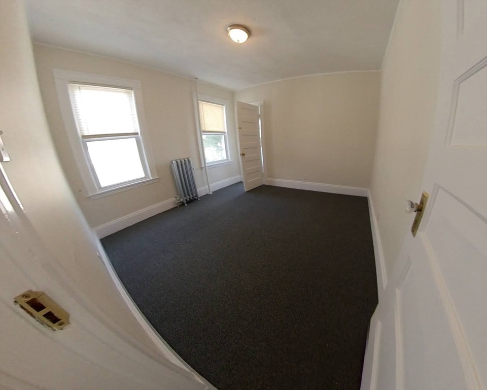 11 Banks Street, Unit B Waltham, MA 02451 - Photo 11 of 12