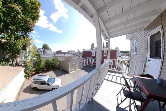 $2,300 | 11 Banks Street, Unit B, Waltham, MA 02451