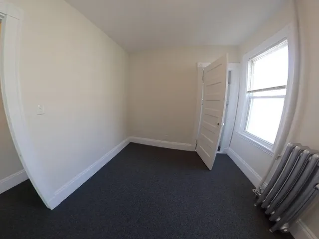 $2,300 | 11 Banks Street, Unit B, Waltham, MA 02451